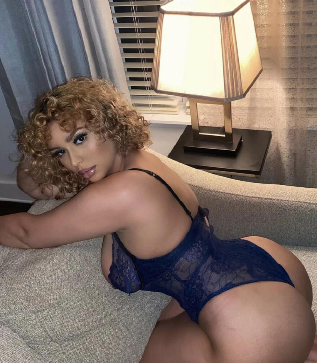 Photo full Annamarie Sarai